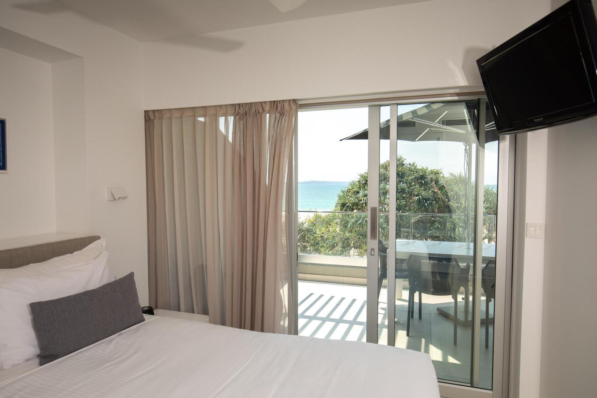 71 Hastings Street - Beachfront Noosa Heads Exterior photo