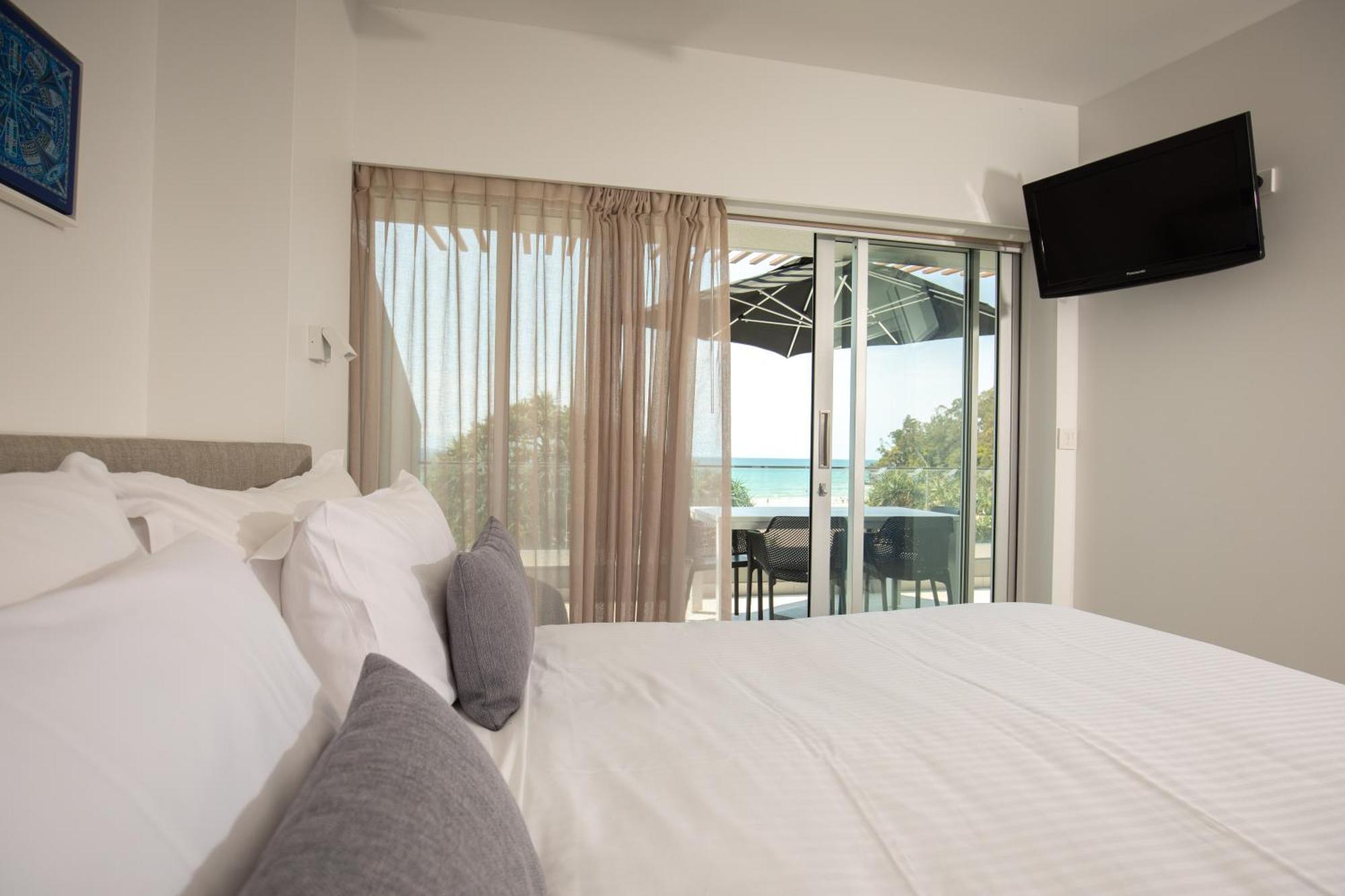71 Hastings Street - Beachfront Noosa Heads Exterior photo