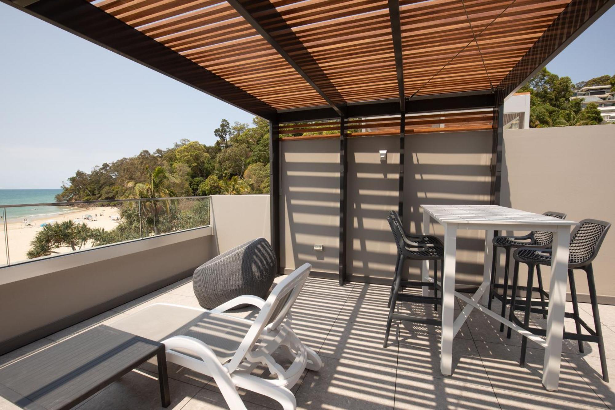 71 Hastings Street - Beachfront Noosa Heads Exterior photo