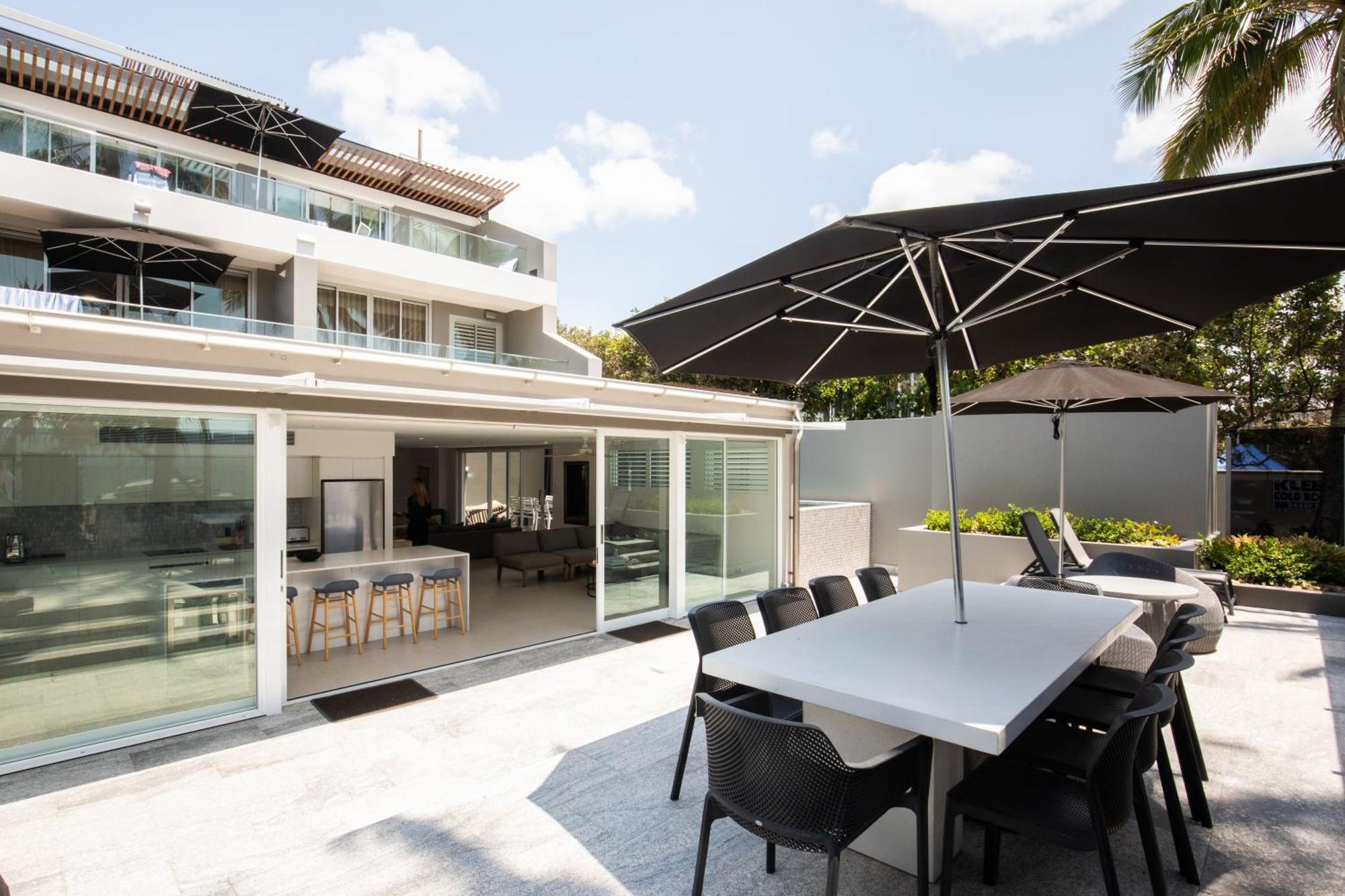 71 Hastings Street - Beachfront Noosa Heads Exterior photo